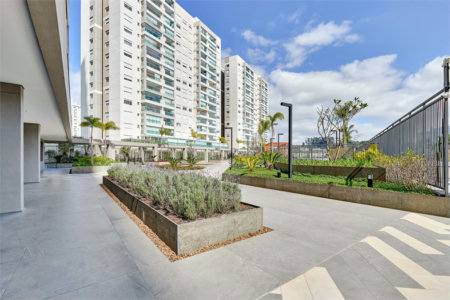 Apartamento à venda com 2 suítes em Santo Amaro, São Paulo, SP