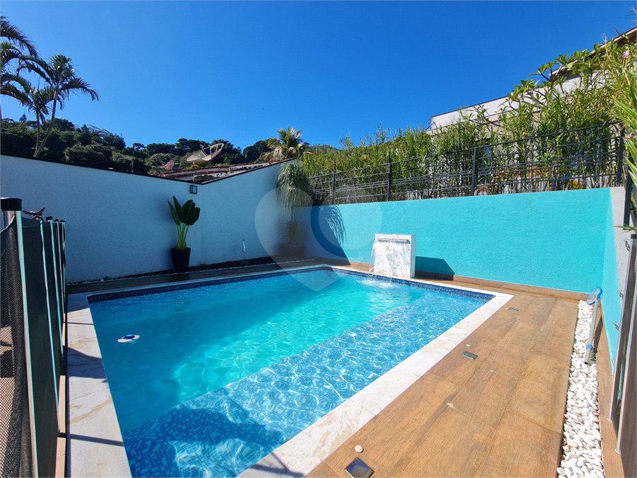 Casa com 4 dormitórios à venda, 214 m² por R$ 1.890.000 - Parque Arco Iris - Atibaia/SP