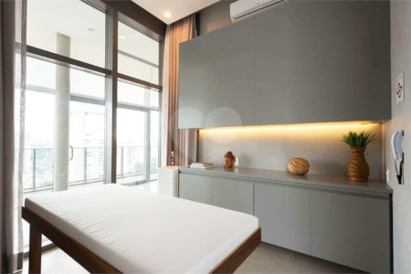 Apartamento totalmente mobiliado com ar-condicionado localizado no coração do Brooklin!!!