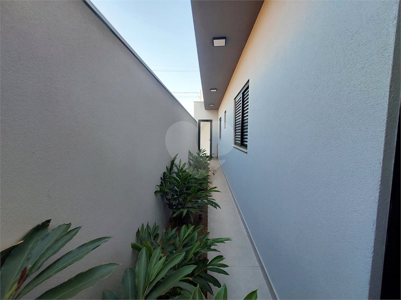 Casa Nova e Térrea no Villeneuve