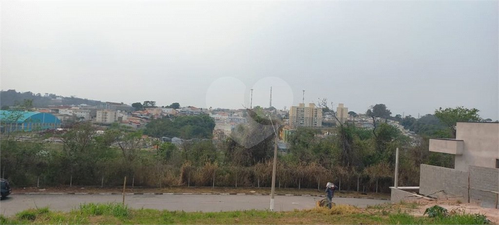 Terreno à venda em Residencial Capivari, Louveira, SP
