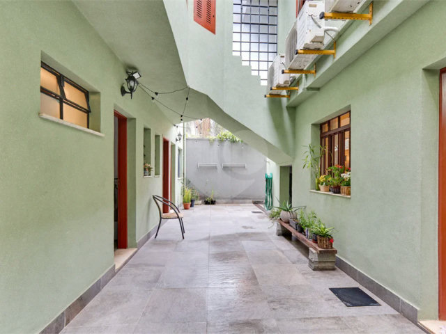 Casa de Vila à venda com 3 quartos, sendo 2 suítes,  em Granja Julieta, São Paulo, SP