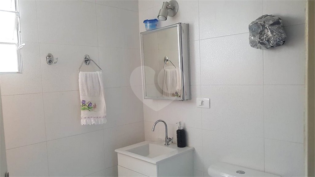 Apto 69 mt - 02 dormitorios - Sala - Cozinha 02 wcs -