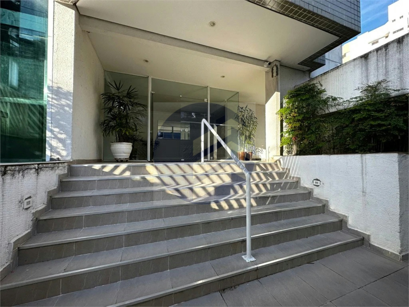 Apartamento à venda com 3 quartos, sendo 1 suíte, em Jardim Sul, São Paulo - SP