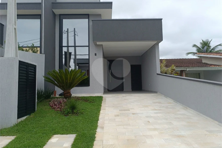 Casa à venda com 3 quartos, sendo 2 suítes, em Morada da Praia, Bertioga, SP