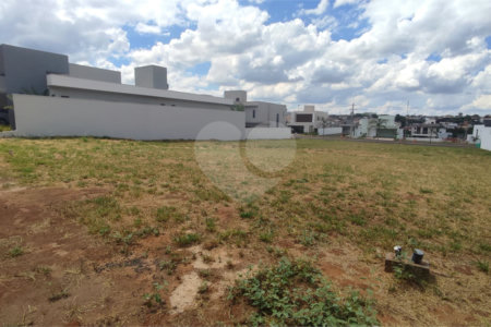 Lote à venda no Parque Faber IV - São Carlos