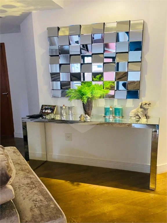Apartamento com 170m² , 2 dormitórios , sendo 2 suítes , 3 vagas , à venda no bairro Jardim , em Santo André.