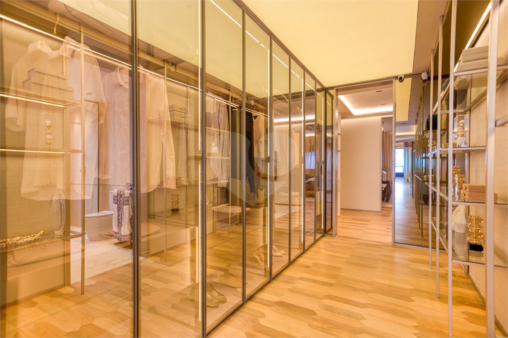 Apartamento à venda com 4 suítes em Pinheiros, São Paulo, SP