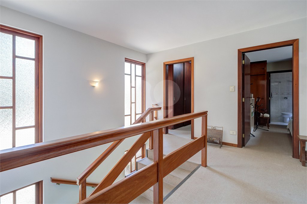 Casa à venda com 3 suítes no condomínio Canumá, São Paulo - SP
