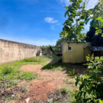 Terreno à Venda no Jardim Tangará