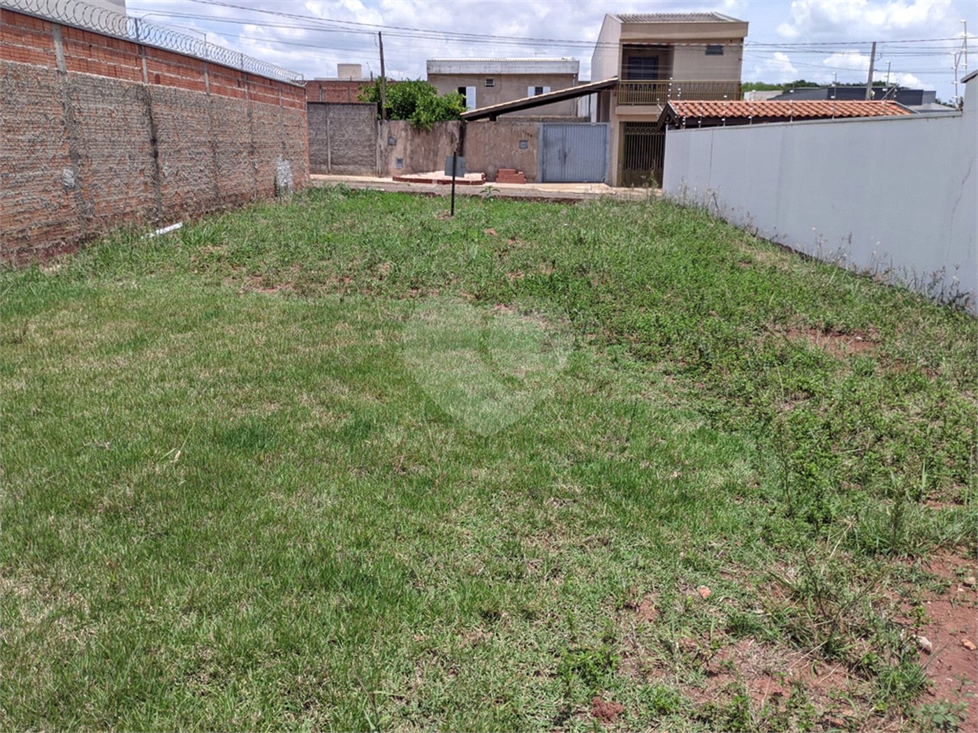 Terreno no Jardim Embare