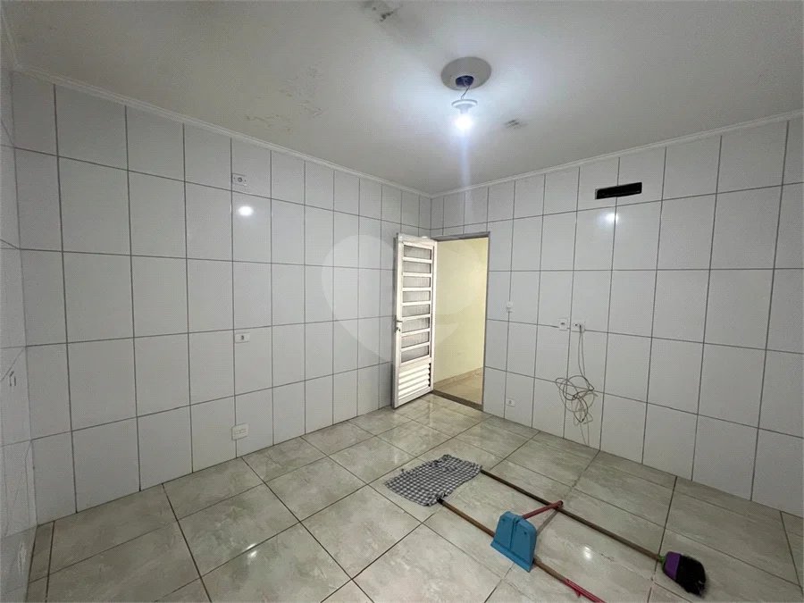 Casa 2 dormitórios na Vila Santa Catarina