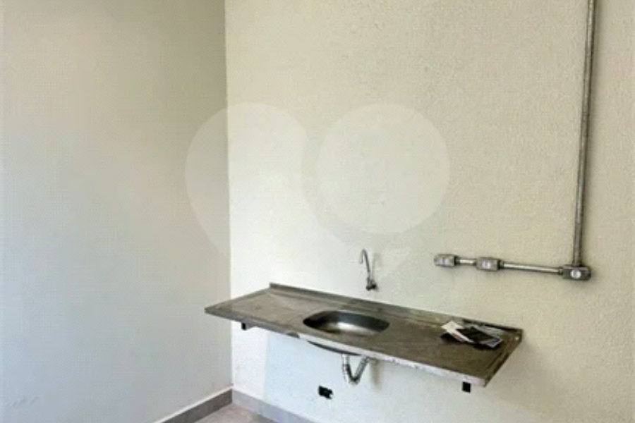 Salão com estacionamento para alugar em rua Xv de Novembro Piracicaba