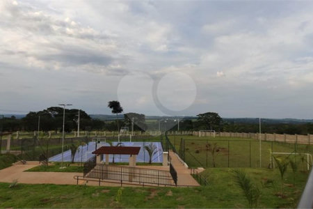 Terreno no Condomínio Residencial Villeneuve