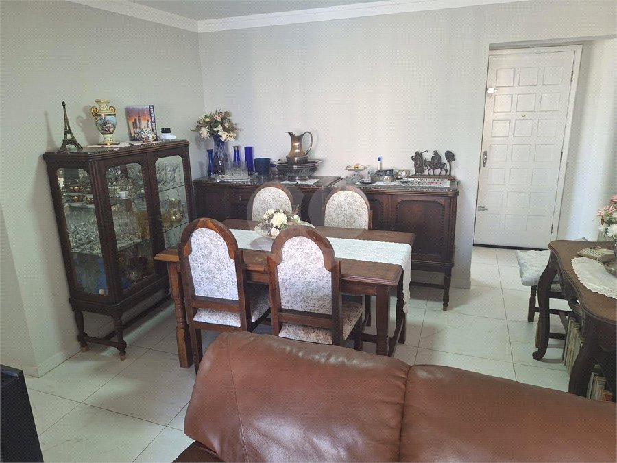 BAURU Vende-se Apartamento