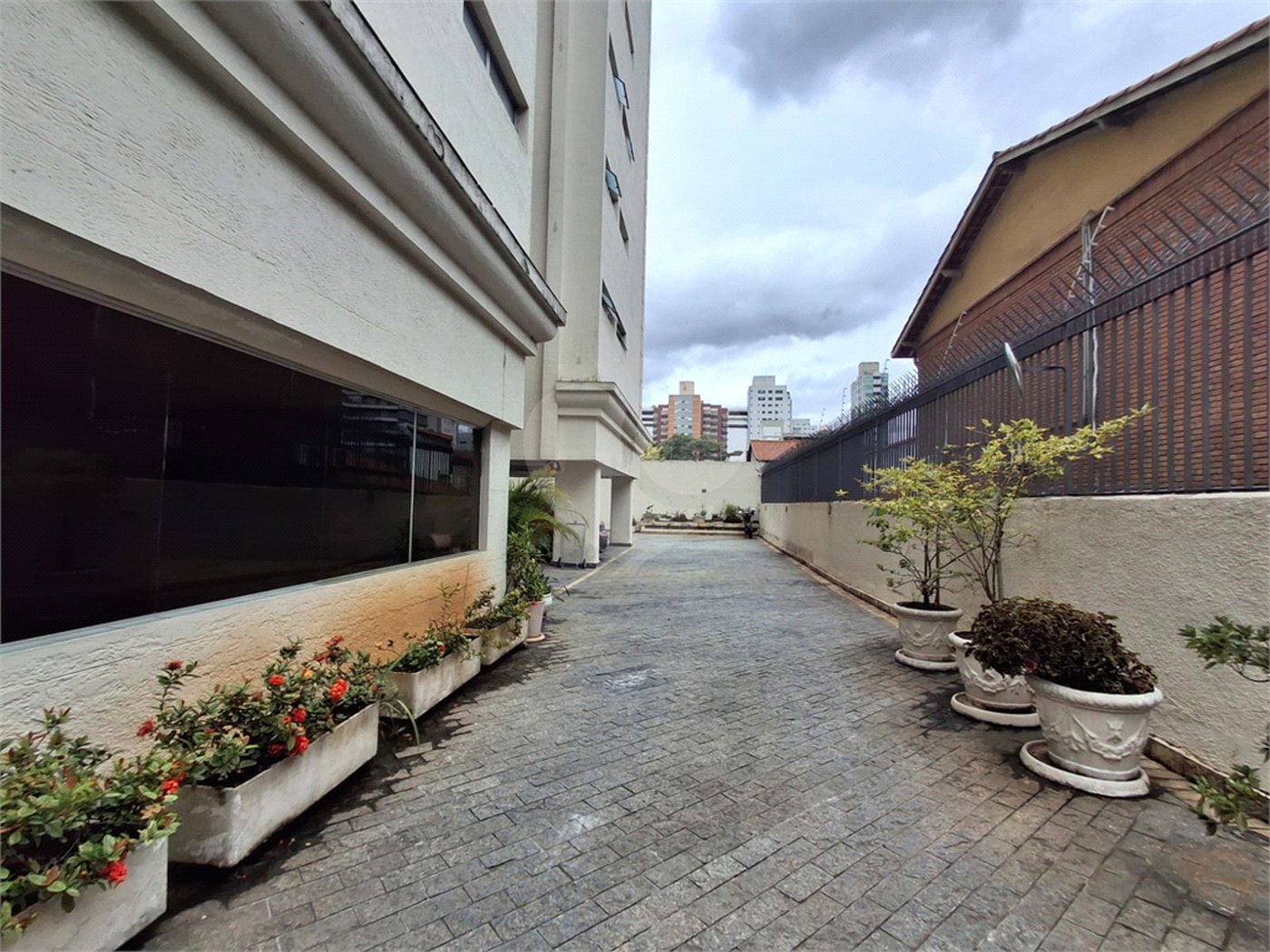 Apartamento a venda na Vila Clementino com dois dormitórios
