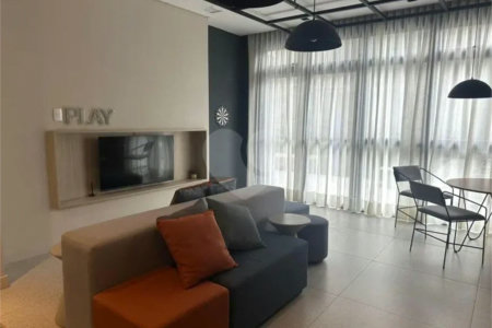 Apartamento com 1 dormitório para Locação no Campo Belo, São Paulo/ SP