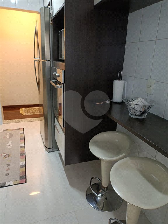 Apartamento na Região da Mooca. Excelente Localização com 3 Dormitórios sendo 1 Suíte e 2 Vagas de Garagem