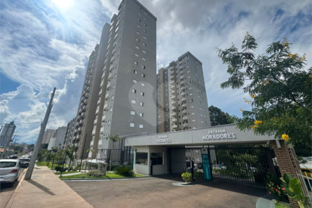 Apartamento de 49m2 á venda, no Parque das Oliveiras, em São Carlos.