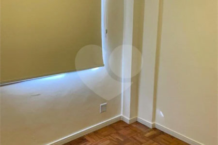 Apartamento á venda no Centro de São Paulo de 26m² com 1 dormitório