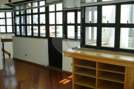 MARAVILHOSA COBERTURA DUPLEX 100 m² ÚTEIS REFORMADA - CAMPO BELO