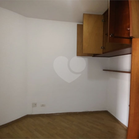 Apartamento com 1 dormitório 1 vaga na Bela Vista