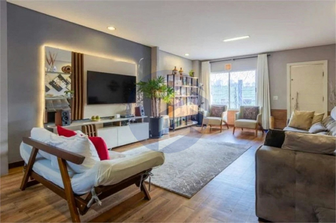 Casa à venda com 3 quartos, sendo 3 suítes, em Butantã, São Paulo - SP