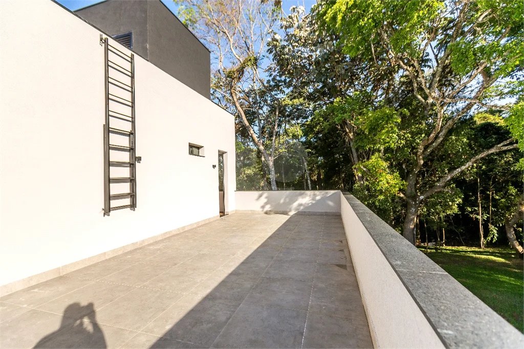 Casa à venda com 4 suítes no condomínio Jardim das Palmeiras, Bragança Paulista - SP