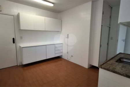 Apartamento para alugar com 2 quartos em Santo Amaro, São Paulo, SP