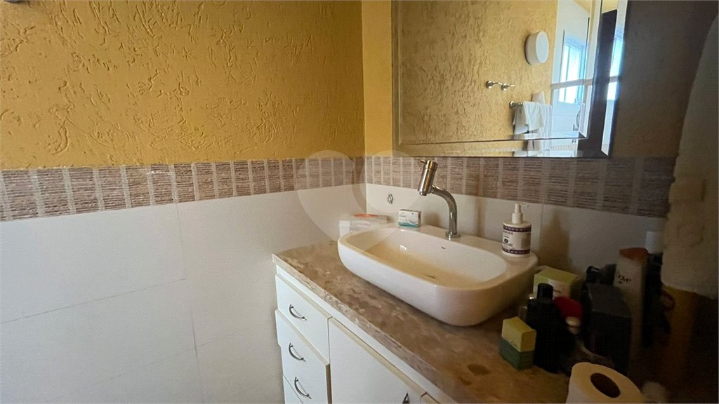 Casa à venda com 3 suítes em Vila Cordeiro, São Paulo, SP