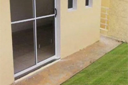 Casa à venda com 3 quartos, sendo 1 suíte,  no condomínio Residencial Vila D`ouro, Cotia - SP
