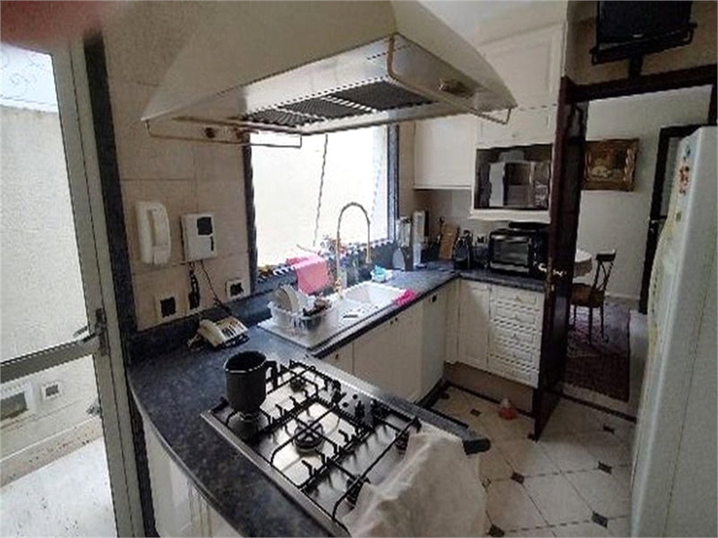 Sobrado de 344m2 à venda com 4 dormitórios no Pacaembu