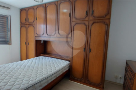 Apartamento à venda ou locação na Saúde com 46m², 1 dormitório e 1 vaga de garagem,