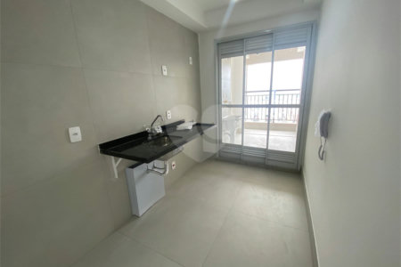 Apartamento com 3 quartos e varanda gourmet próximo do metrô