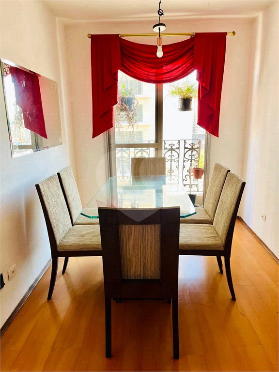 Apto à Venda Jd Glória/Vila Mariana- 2 Dormts/1 Vaga