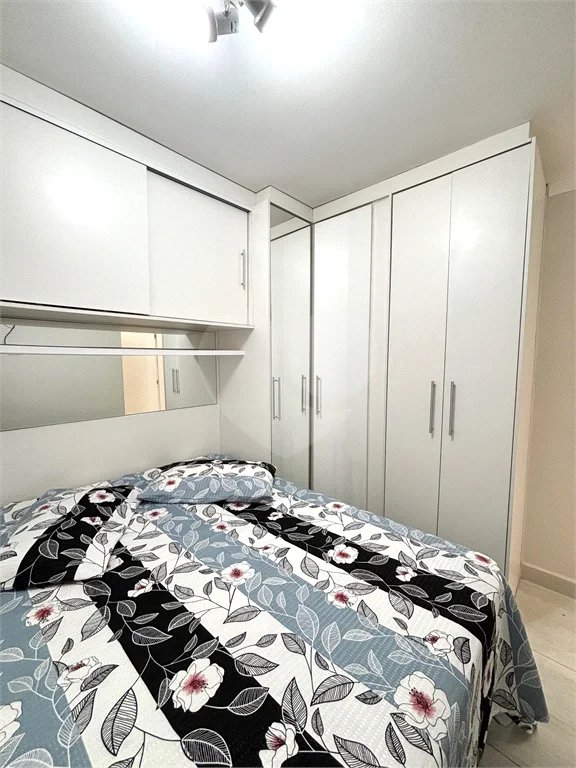 Apartamento na Vila Augusta com 2 dormitórios (1 suíte)