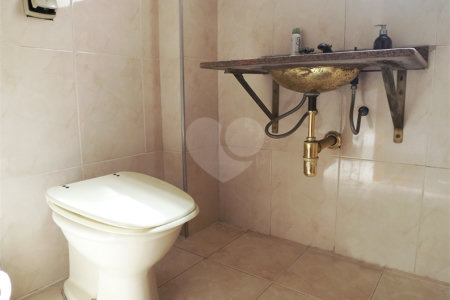 Casa de 318m2 com 2 suítes e 3 vagas à venda na Bela Vista