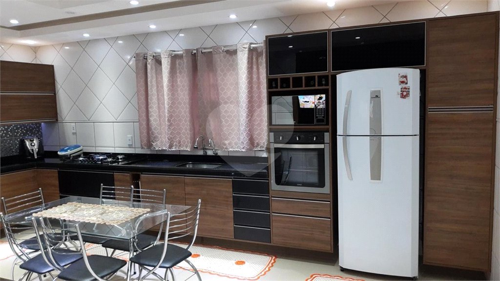 Casa à venda com 3 quartos sendo 1 suíte em Encanto do Planalto