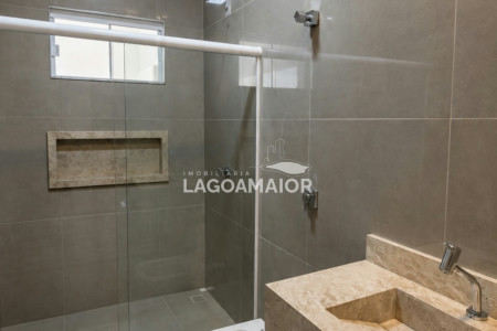 Casa à venda com 3 quartos, sendo 1 suíte, em Jardim dos Ipes, Três Lagoas - MS