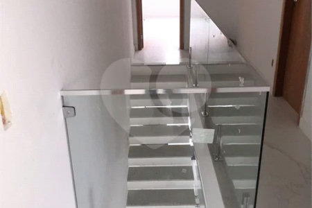 Residência completa com 3 quartos, suíte e área gourmet