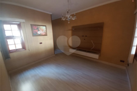Casa á venda no Jardim Nova São Carlos