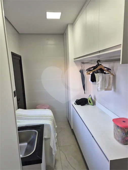Casa de Alto Padrão para Alugar com Lazer Completo, Tecnologia e Sustentabilidade