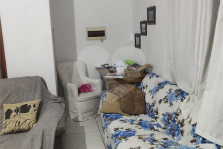 Sobrado à venda com 290m² na região central de Bom Jesus dos Perdões – SP