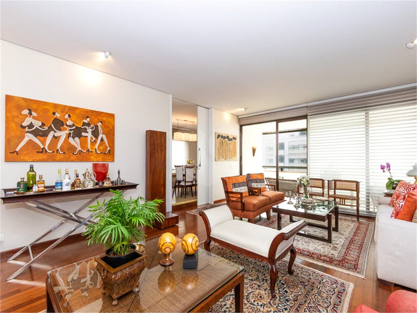 Apartamento de 233 m² à venda em Higienópolis com 4 dormitórios.