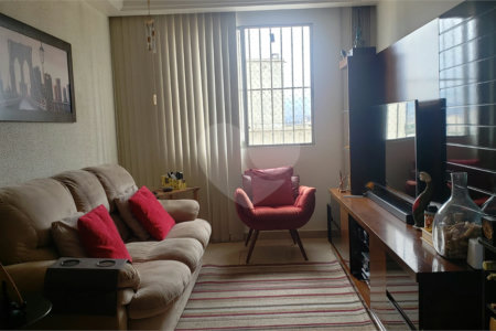 Apartamento à venda - Mooca.