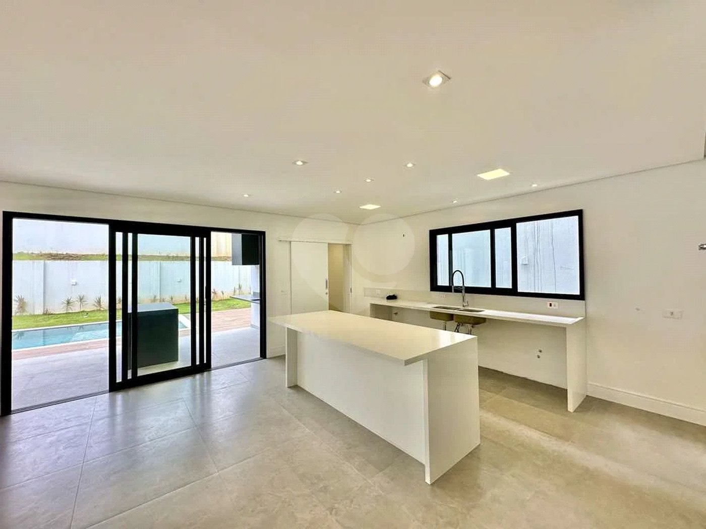Casa em Cond. Vintage - Zero Km, 3 suítes, piscina, gourmet!