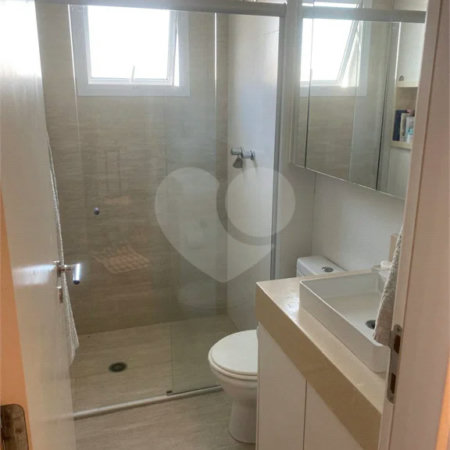 Apartamento à Venda na Mooca com 122 m² sendo 3 Suítes com Varanda Gourmet com 2 Vagas Aceita Permuta