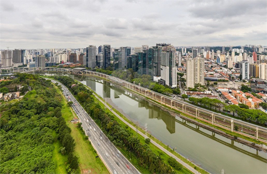 Parque Global/ 3 suítes, 3 vagas
