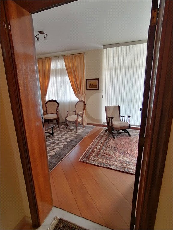 APARTAMENTO COBERTURA Á VENDA COM 200m2 ÍCONE NA BELA VISTA