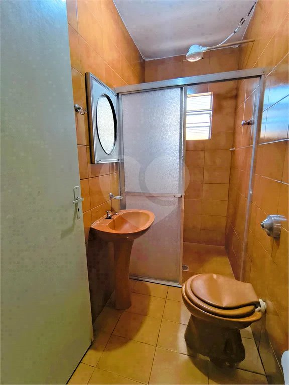 Casa Térrea para Venda – Bairro Vila Avaí, Indaiatuba - com 02 quartos- 01 banheiro-sala -cozinha-quintal e garagem 0 1carro
